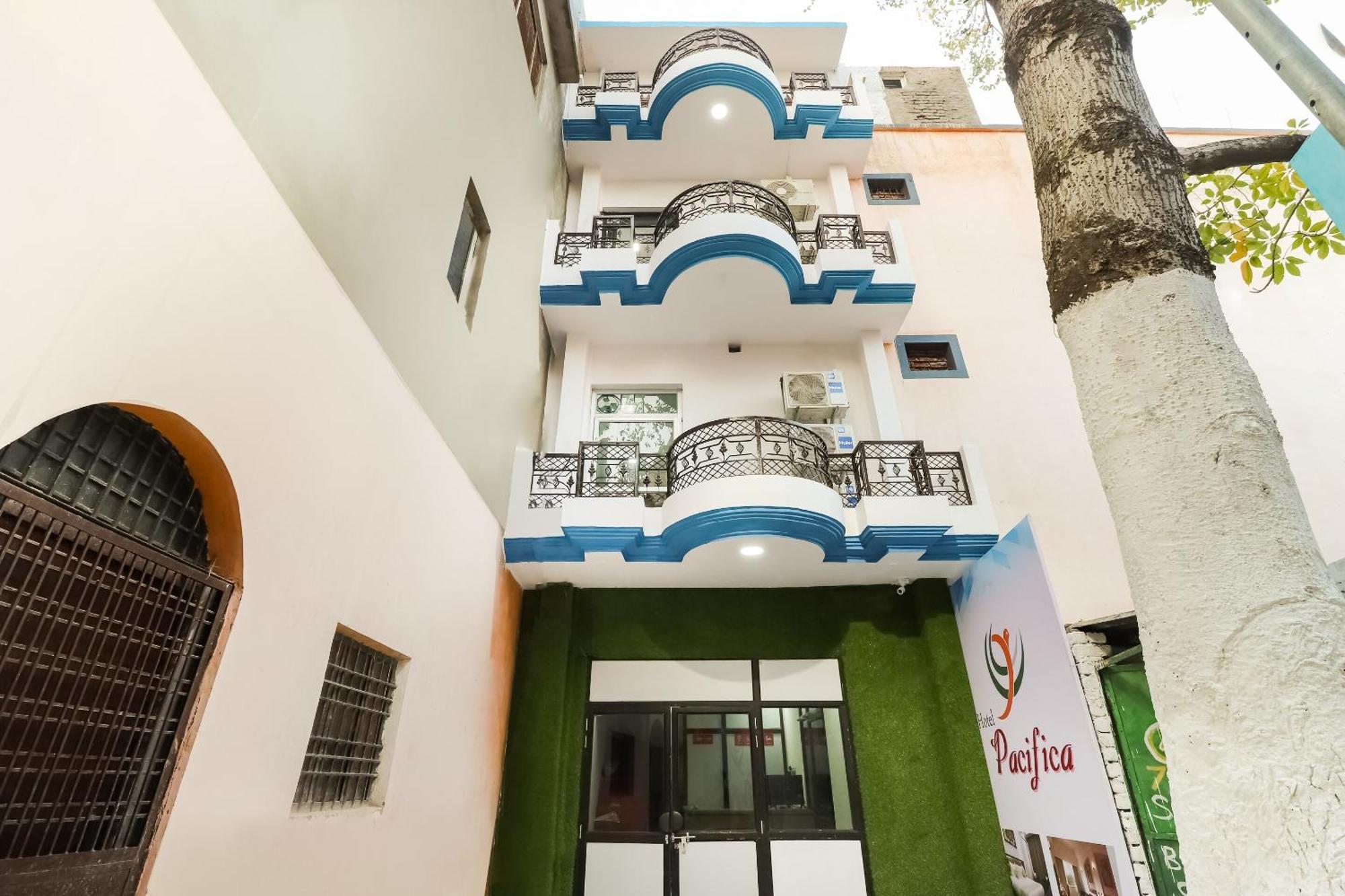 Oyo Hotel Pacifica Near Phoenix United Lucknow Exterior photo